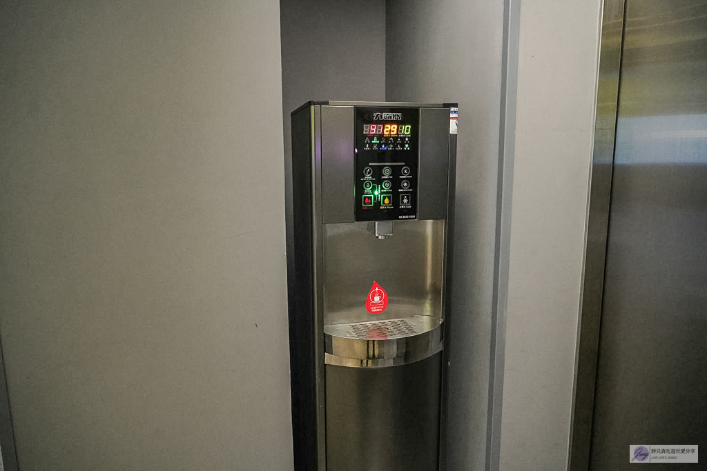 捷絲旅宜蘭礁溪館-晶華旗下質感保證！房內超大浴池＋一泊一食超Chill，高CP值入住泡湯首選/鄰近礁溪火車站 @靜兒貪吃遊玩愛分享