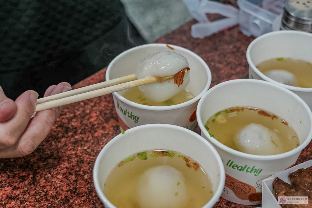 圓光排肉餐盒-在地超推肉排老味道！飄香60年的經典古早味客運便當/舊國光客運旁 @靜兒貪吃遊玩愛分享