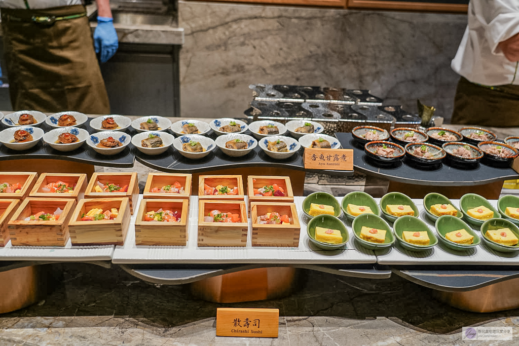 島語台茂店-全台最難訂餐酒Buffet！9大主題一島一酒，雪蟹腳、生蠔、牛排配名酒無限供應，價格/訂位攻略/必吃食材全紀錄/台茂購物中心 @靜兒貪吃遊玩愛分享