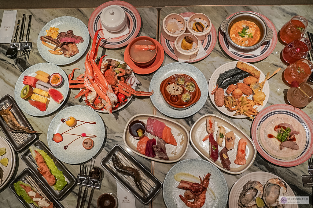 島語台茂店-全台最難訂餐酒Buffet！9大主題一島一酒，雪蟹腳、生蠔、牛排配名酒無限供應，價格/訂位攻略/必吃食材全紀錄/台茂購物中心 @靜兒貪吃遊玩愛分享