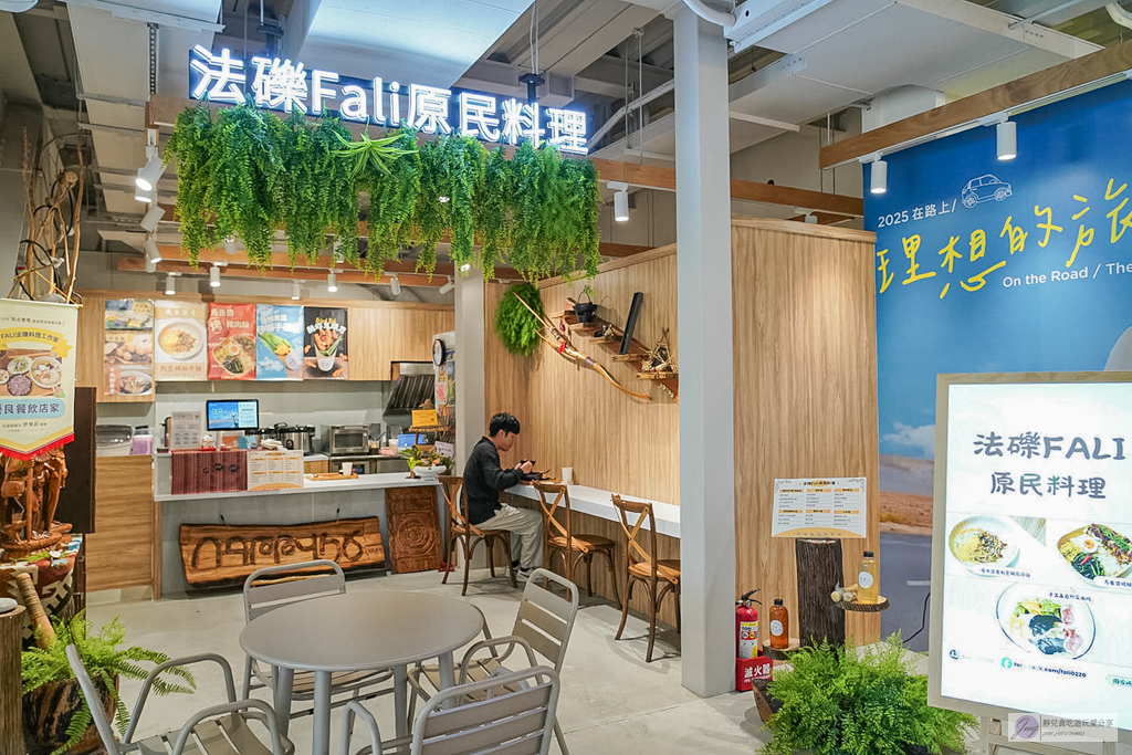 理想PAARK水岸生活-全台最美摩洛哥風7-11、歐洲童話星巴克！還能遊湖飽覽落羽松祕境美景 @靜兒貪吃遊玩愛分享