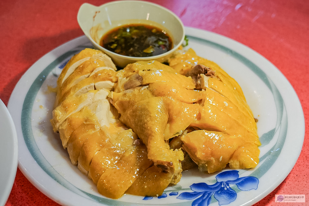 永昇客家小館-七道菜不到3000元！在地人激推平價客家餐廳，必吃招牌土雞配桔醬 @靜兒貪吃遊玩愛分享
