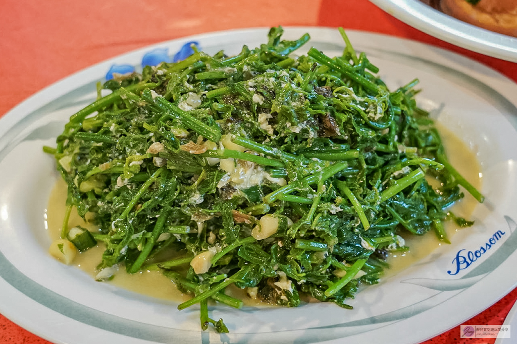 永昇客家小館-七道菜不到3000元！在地人激推平價客家餐廳，必吃招牌土雞配桔醬 @靜兒貪吃遊玩愛分享