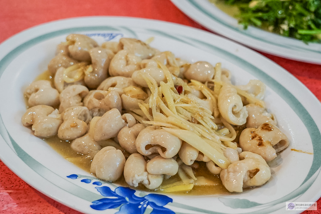 永昇客家小館-七道菜不到3000元！在地人激推平價客家餐廳，必吃招牌土雞配桔醬 @靜兒貪吃遊玩愛分享