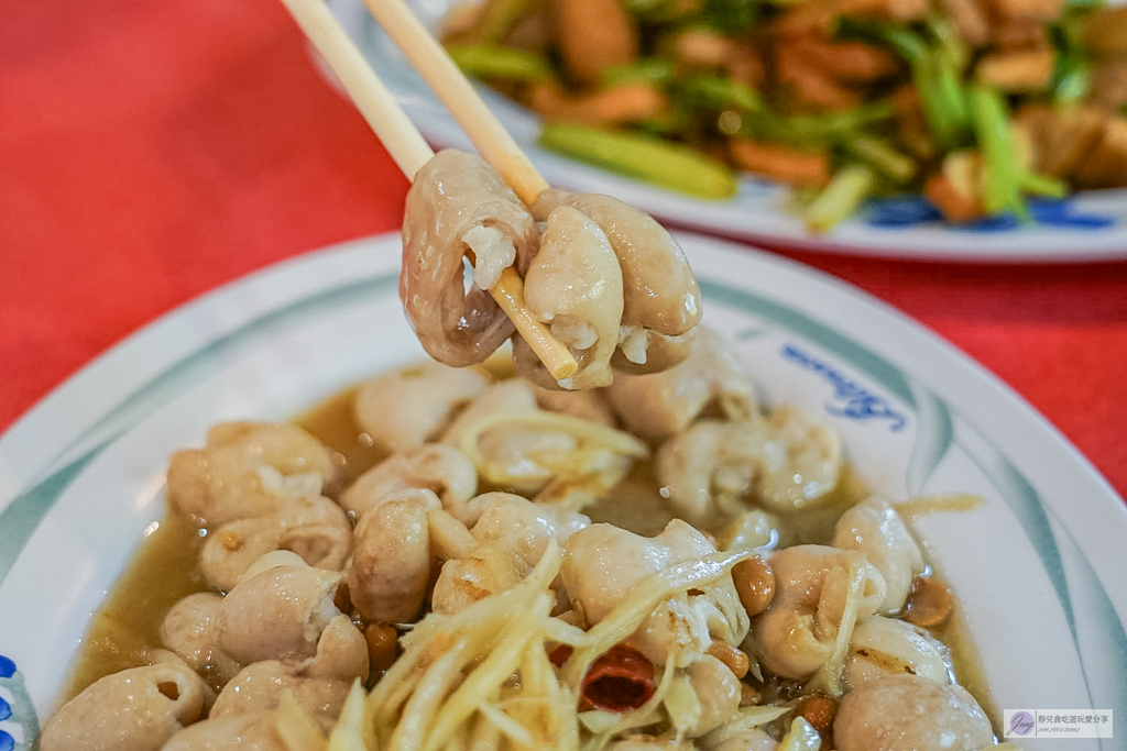 永昇客家小館-七道菜不到3000元！在地人激推平價客家餐廳，必吃招牌土雞配桔醬 @靜兒貪吃遊玩愛分享