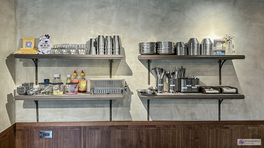 LumaCafe 宜蘭店-法越融合獨家新越式料理，來自台東Sinasera 24的子品牌，你吃過了嗎？推薦越式炸春捲、提拉米蘇 @靜兒貪吃遊玩愛分享