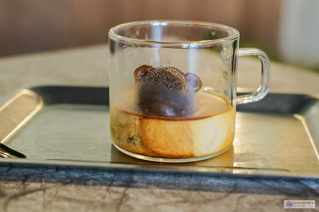 LumaCafe 宜蘭店-法越融合獨家新越式料理，來自台東Sinasera 24的子品牌，你吃過了嗎？推薦越式炸春捲、提拉米蘇 @靜兒貪吃遊玩愛分享