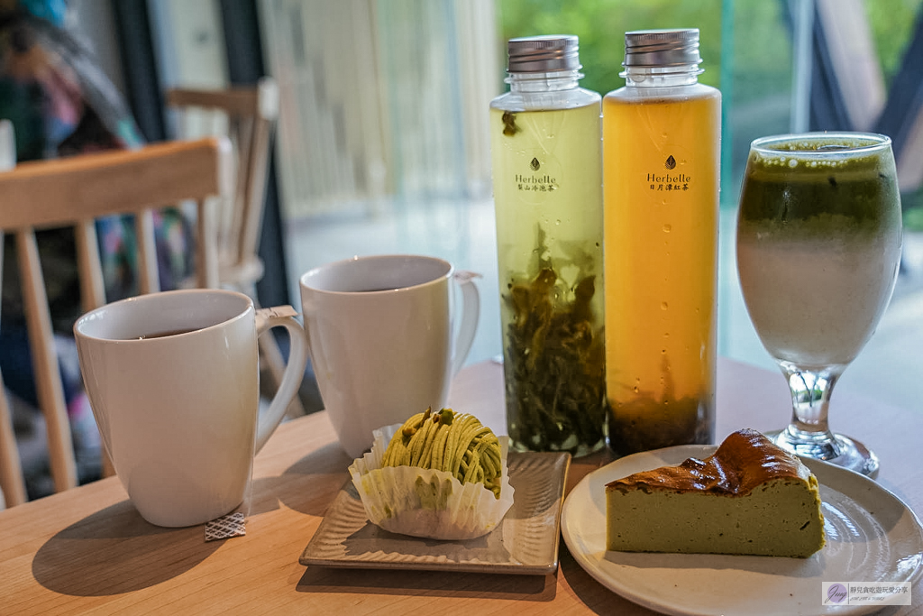 Herbelle Tea 湖畔茶屋-湖景第一排！唯美玻璃湖畔茶屋，以茶為主的甜點/龍潭湖畔悠活園區內 @靜兒貪吃遊玩愛分享