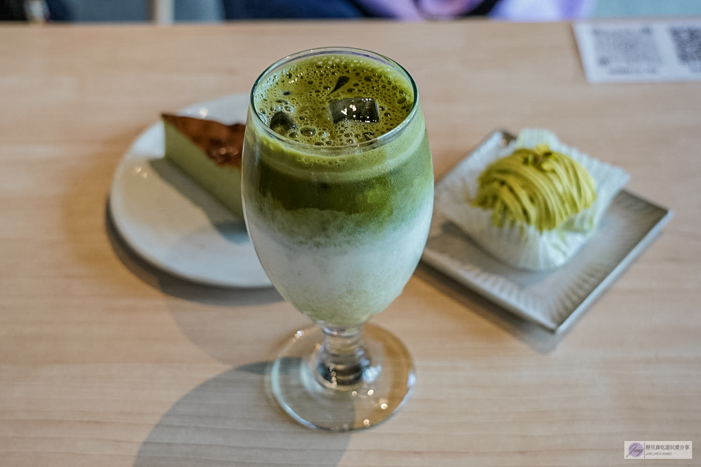 Herbelle Tea 湖畔茶屋-湖景第一排！唯美玻璃湖畔茶屋，以茶為主的甜點/龍潭湖畔悠活園區內 @靜兒貪吃遊玩愛分享
