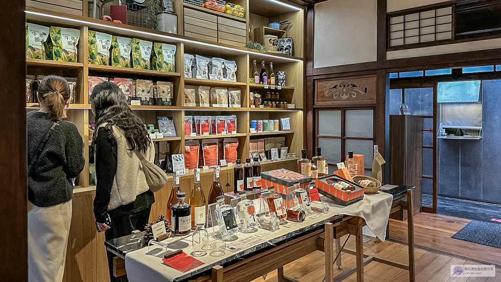箱庭山本屋-宛如置身京都！日式庭園老宅茶屋，穿著和服的草莓大福可愛爆棚/鄰近台灣師範大學 @靜兒貪吃遊玩愛分享
