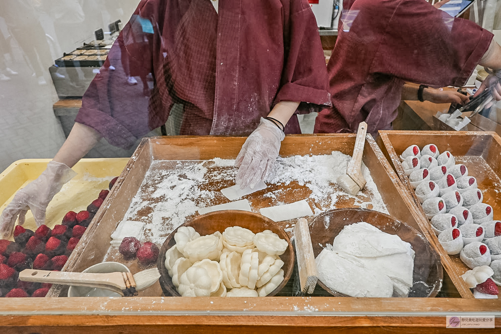 米弎豆お菓子処 台北公館店-鹿港老街排隊名店！冬季限定草莓大福、酥脆小判燒必買/鄰近公館站 @靜兒貪吃遊玩愛分享