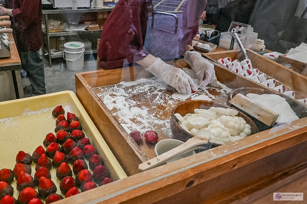 米弎豆お菓子処 台北公館店-鹿港老街排隊名店！冬季限定草莓大福、酥脆小判燒必買/鄰近公館站 @靜兒貪吃遊玩愛分享