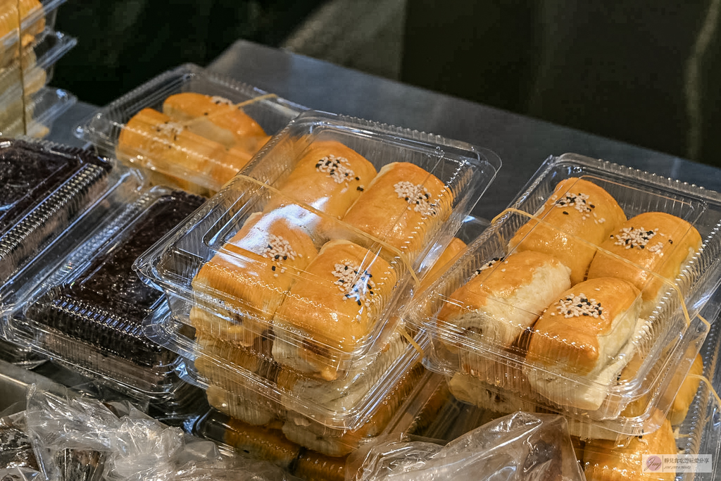 賢夫美食-藏身市場裡！超過30年老字號，超紮實紫米芋泥料多實在/水源市場內 @靜兒貪吃遊玩愛分享