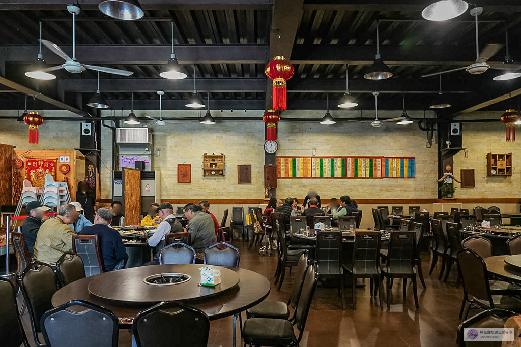 大鼎庭園餐廳-復古平價客家菜，八菜一湯不到3000元，招牌限量鵝肉需預約/鄰近崙坪文化地景園區 @靜兒貪吃遊玩愛分享
