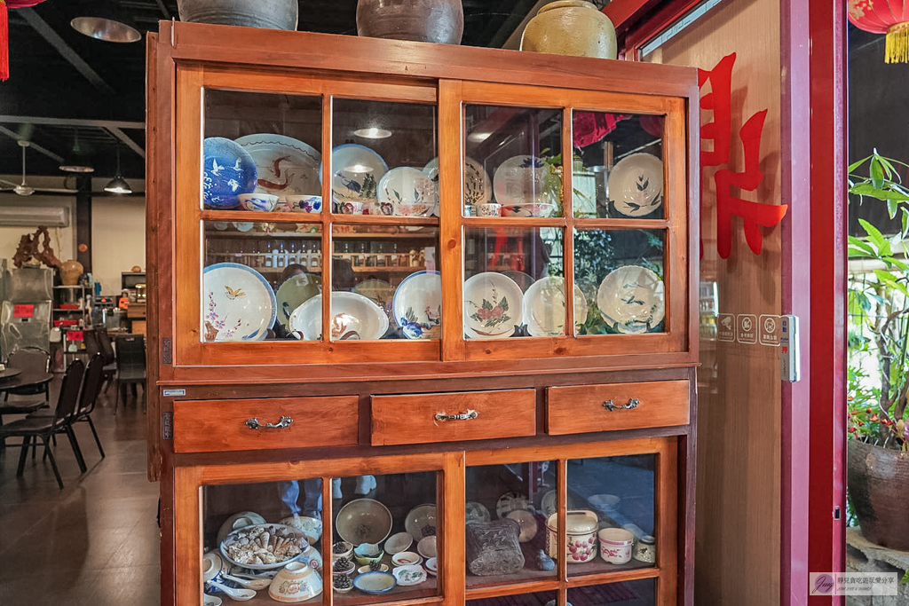 大鼎庭園餐廳-復古平價客家菜，八菜一湯不到3000元，招牌限量鵝肉需預約/鄰近崙坪文化地景園區 @靜兒貪吃遊玩愛分享