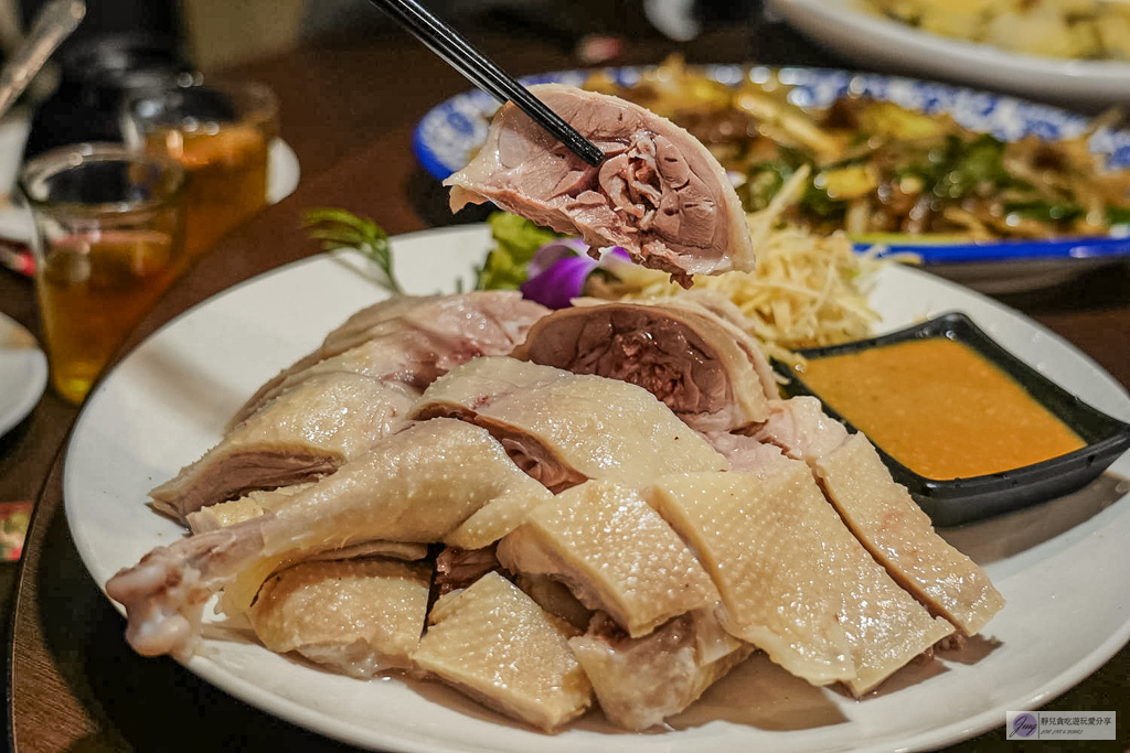 大鼎庭園餐廳-復古平價客家菜，八菜一湯不到3000元，招牌限量鵝肉需預約/鄰近崙坪文化地景園區 @靜兒貪吃遊玩愛分享