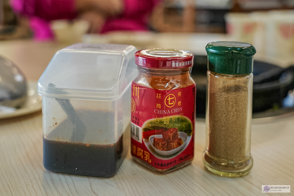 葉家庄薑母鴨總店-全台最美三合院吃鴨！蔬果湯頭清甜不燥，必點靈魂麻油炸蛋 @靜兒貪吃遊玩愛分享