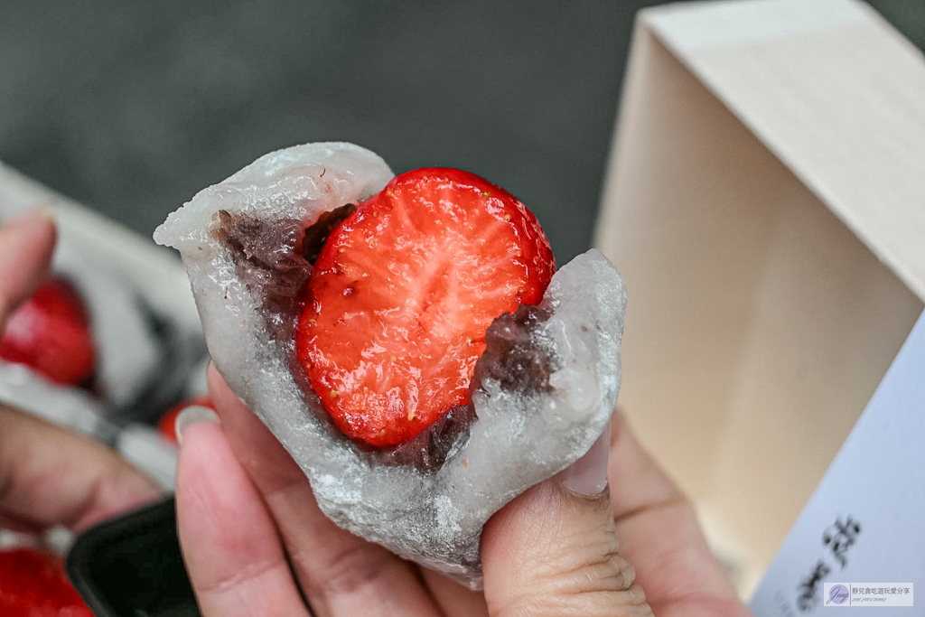 滋養和菓子-在地超過70年老字號！冬季必排草莓大福，登上Netflix紀錄片 @靜兒貪吃遊玩愛分享
