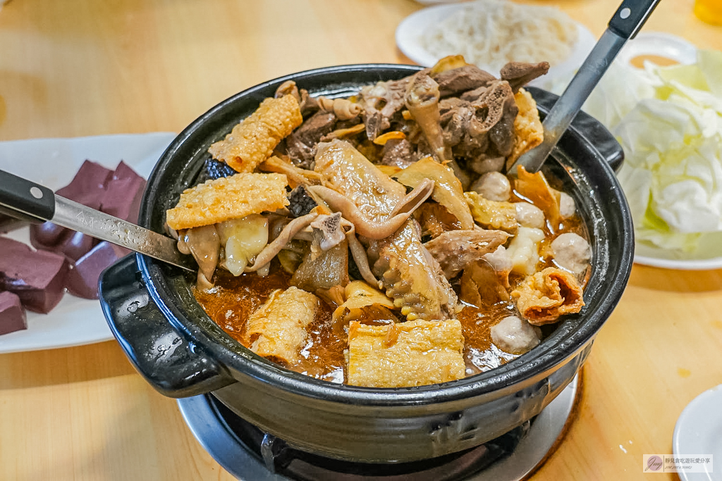 陽柳塘薑母鴨-桃園最強老厝薑母鴨!湯頭濃郁肉質嫩,份量超有誠意/鄰近中壢COSTCO @靜兒貪吃遊玩愛分享 陽柳塘薑母鴨-桃園最強老厝薑母鴨!湯頭濃郁肉質嫩,份量超有誠意/鄰近中壢COSTCO @靜兒貪吃遊玩愛分享