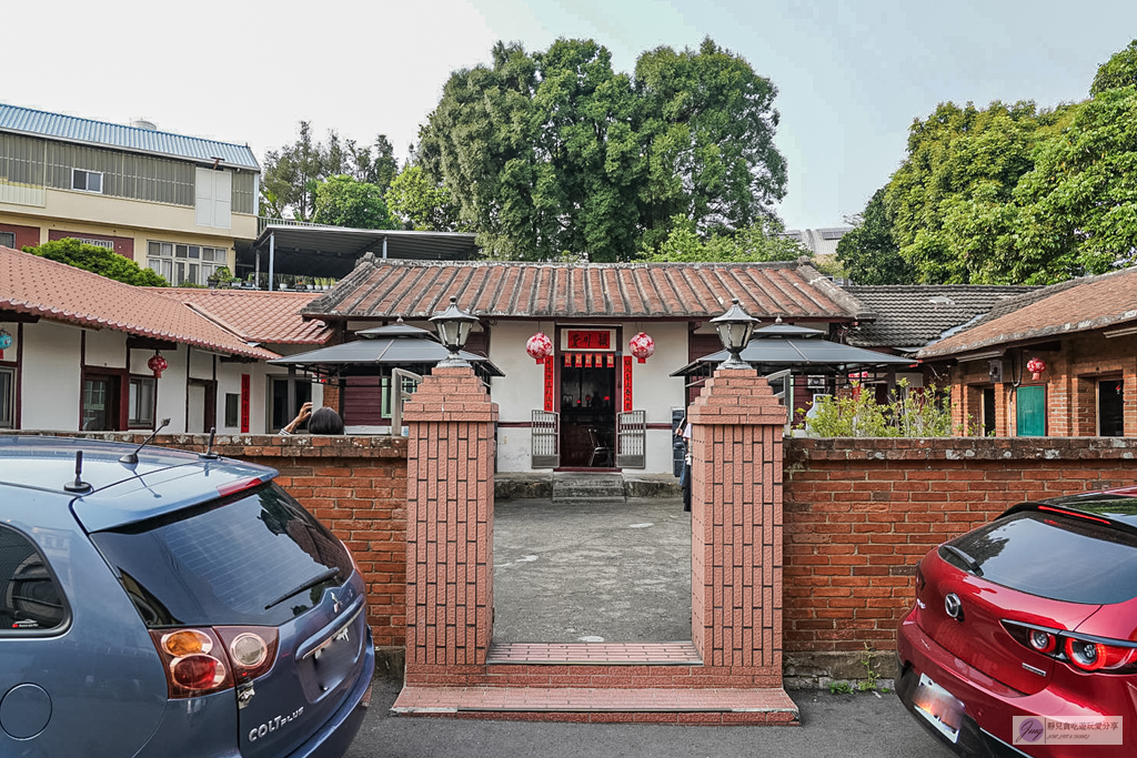 穎川美食館-超過70年老宅三合院！六道菜一個人不到400元，椒鹽脆皮豬腳必點 @靜兒貪吃遊玩愛分享