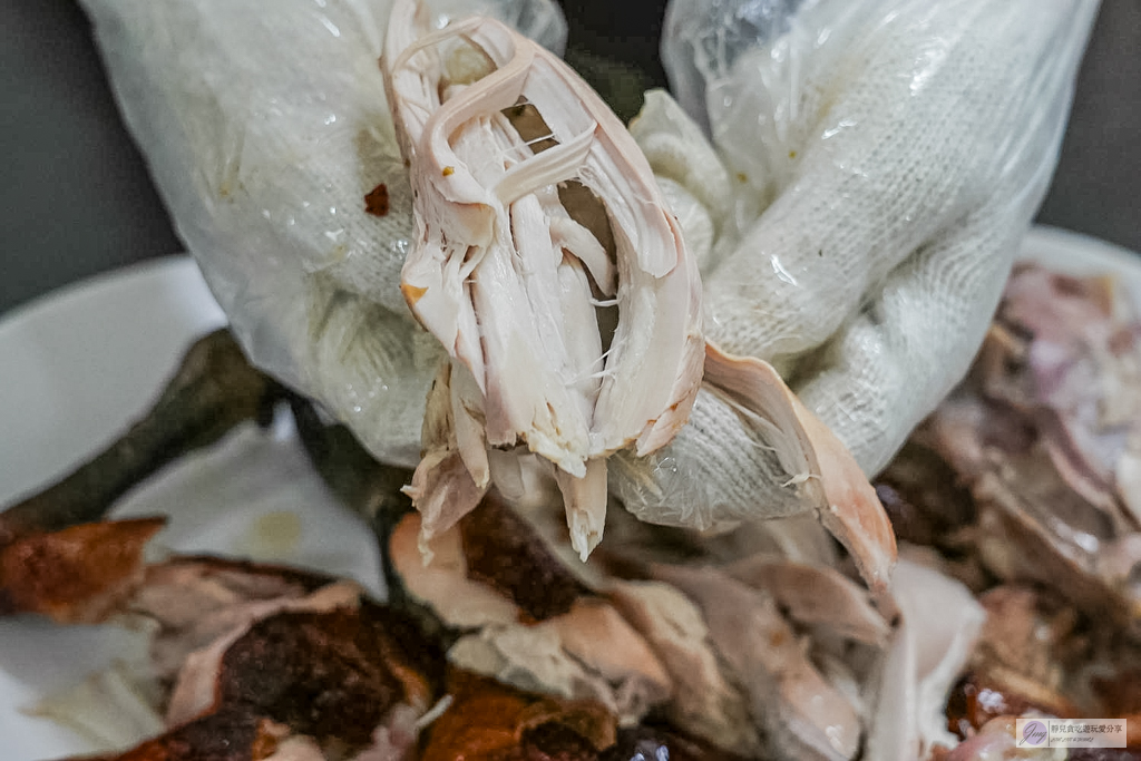 陶香甕缸雞-隱身民宅巷弄私房烤雞！沒預約吃不到，外皮酥脆肉爆汁，牛蒡天婦羅超涮嘴 @靜兒貪吃遊玩愛分享