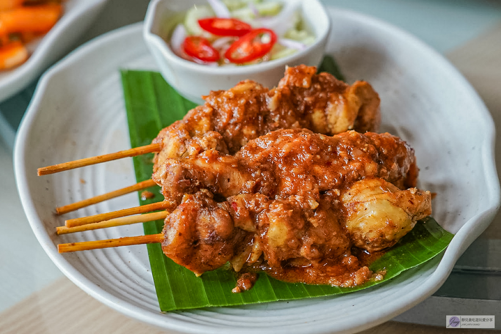 曼谷美食-Savoey 上味泰餐館-Terminal 21必吃排隊泰菜!經典黃金咖哩蟹與大頭蝦冬蔭功 @靜兒貪吃遊玩愛分享 曼谷美食-Savoey 上味泰餐館-Terminal 21必吃排隊泰菜!經典黃金咖哩蟹與大頭蝦冬蔭功 @靜兒貪吃遊玩愛分享