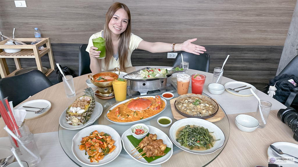 曼谷美食-Savoey 上味泰餐館-Terminal 21必吃排隊泰菜!經典黃金咖哩蟹與大頭蝦冬蔭功 @靜兒貪吃遊玩愛分享 曼谷美食-Savoey 上味泰餐館-Terminal 21必吃排隊泰菜!經典黃金咖哩蟹與大頭蝦冬蔭功 @靜兒貪吃遊玩愛分享