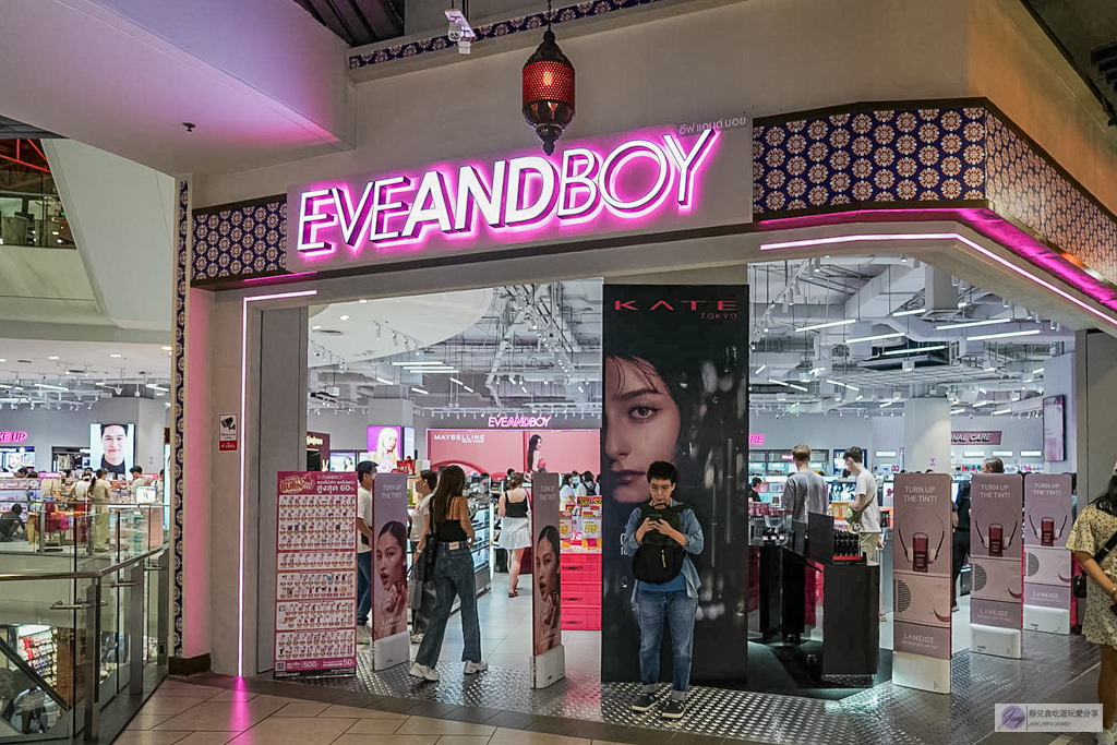曼谷-Terminal 21 Asok全攻略-逛街、美食、拍照一次滿足，連廁所都超有梗 @靜兒貪吃遊玩愛分享