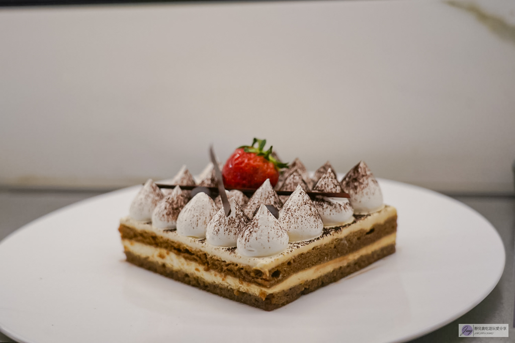 曼谷住宿-曼谷察殿大酒店 Chatrium Grand Bangkok – 輕奢雙床房超大空間!免費接駁車直達Siam商圈 @靜兒貪吃遊玩愛分享 曼谷住宿-曼谷察殿大酒店 Chatrium Grand Bangkok – 輕奢雙床房超大空間!免費接駁車直達Siam商圈 @靜兒貪吃遊玩愛分享