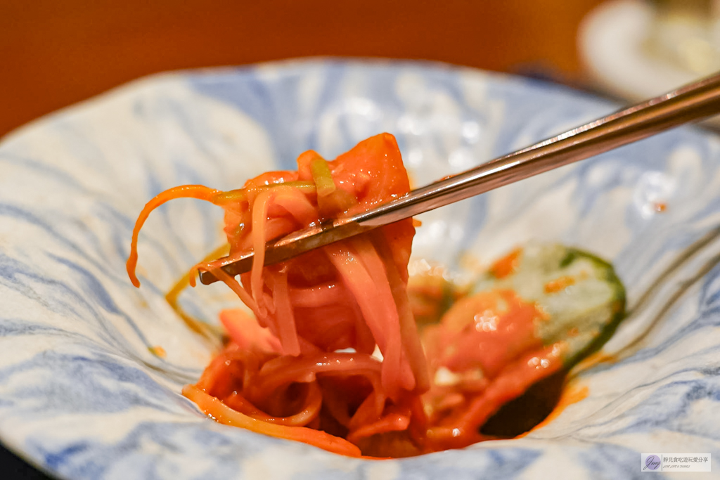 曼谷美食-THARN BANGKOK (ธาร)-泰式精緻料理 Fine Dining,兼具儀式感與飽足感的當代泰菜天花板 @靜兒貪吃遊玩愛分享 曼谷美食-THARN BANGKOK (ธาร)-泰式精緻料理 Fine Dining,兼具儀式感與飽足感的當代泰菜天花板 @靜兒貪吃遊玩愛分享