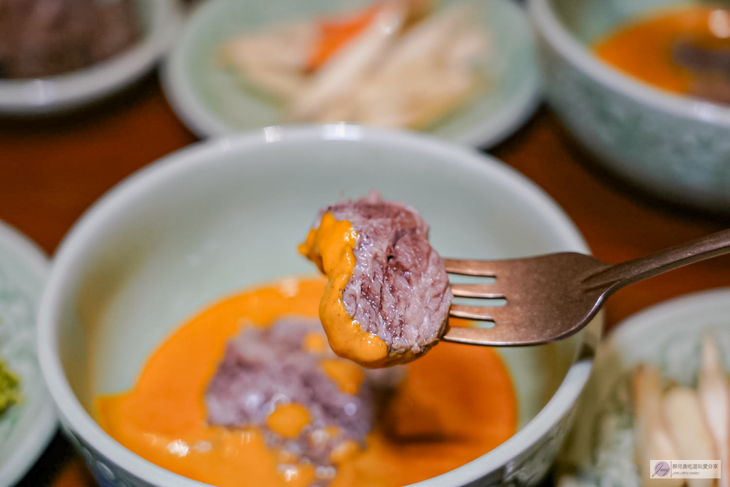 曼谷美食-THARN BANGKOK (ธาร)-泰式精緻料理 Fine Dining,兼具儀式感與飽足感的當代泰菜天花板 @靜兒貪吃遊玩愛分享 曼谷美食-THARN BANGKOK (ธาร)-泰式精緻料理 Fine Dining,兼具儀式感與飽足感的當代泰菜天花板 @靜兒貪吃遊玩愛分享