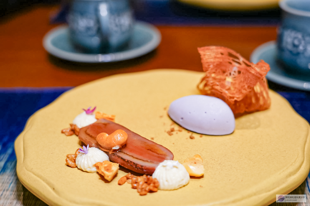 曼谷美食-THARN BANGKOK (ธาร)-泰式精緻料理 Fine Dining,兼具儀式感與飽足感的當代泰菜天花板 @靜兒貪吃遊玩愛分享 曼谷美食-THARN BANGKOK (ธาร)-泰式精緻料理 Fine Dining,兼具儀式感與飽足感的當代泰菜天花板 @靜兒貪吃遊玩愛分享