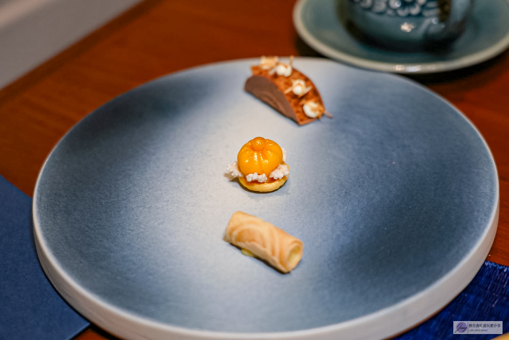 曼谷美食-THARN BANGKOK (ธาร)-泰式精緻料理 Fine Dining,兼具儀式感與飽足感的當代泰菜天花板 @靜兒貪吃遊玩愛分享 曼谷美食-THARN BANGKOK (ธาร)-泰式精緻料理 Fine Dining,兼具儀式感與飽足感的當代泰菜天花板 @靜兒貪吃遊玩愛分享