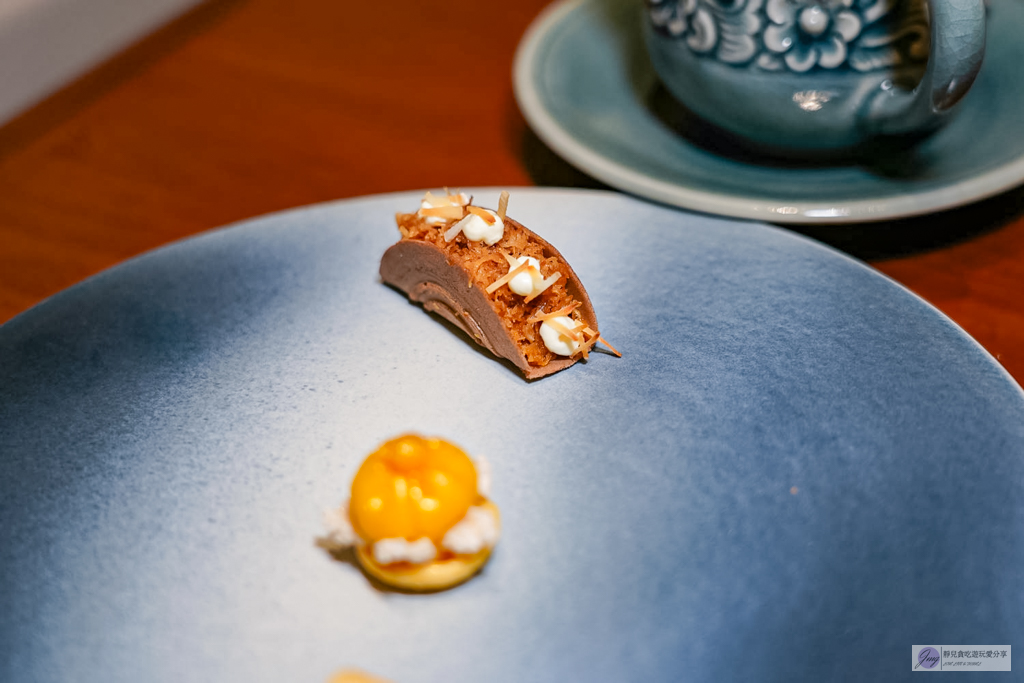曼谷美食-THARN BANGKOK (ธาร)-泰式精緻料理 Fine Dining,兼具儀式感與飽足感的當代泰菜天花板 @靜兒貪吃遊玩愛分享 曼谷美食-THARN BANGKOK (ธาร)-泰式精緻料理 Fine Dining,兼具儀式感與飽足感的當代泰菜天花板 @靜兒貪吃遊玩愛分享