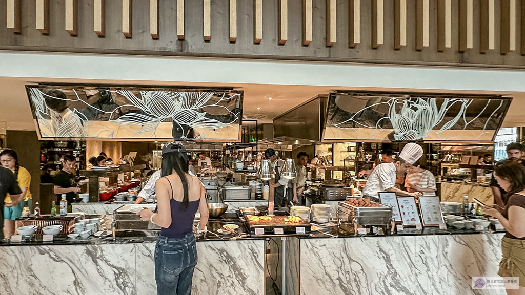 曼谷住宿-曼谷察殿大酒店 Chatrium Grand Bangkok – 輕奢雙床房超大空間！免費接駁車直達Siam商圈 @靜兒貪吃遊玩愛分享