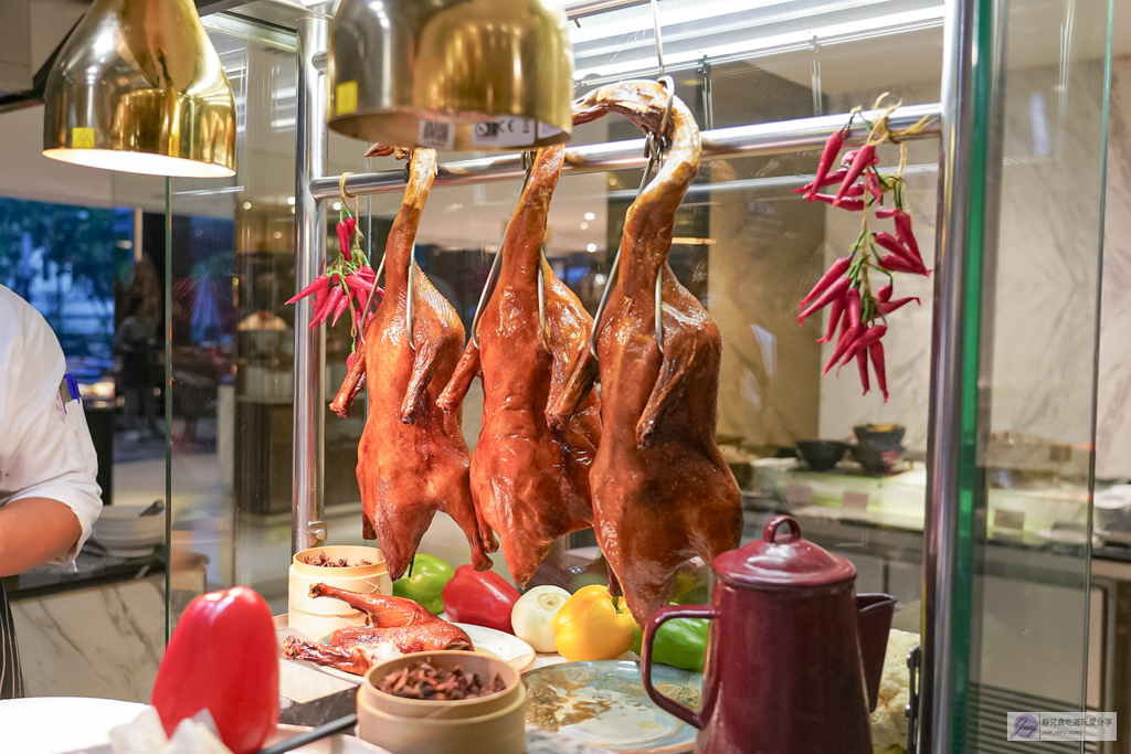 曼谷住宿-曼谷察殿大酒店 Chatrium Grand Bangkok – 輕奢雙床房超大空間！免費接駁車直達Siam商圈 @靜兒貪吃遊玩愛分享