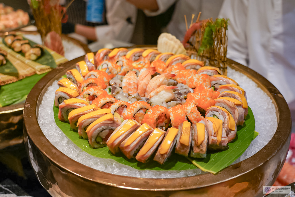 曼谷住宿-曼谷察殿大酒店 Chatrium Grand Bangkok – 輕奢雙床房超大空間！免費接駁車直達Siam商圈 @靜兒貪吃遊玩愛分享