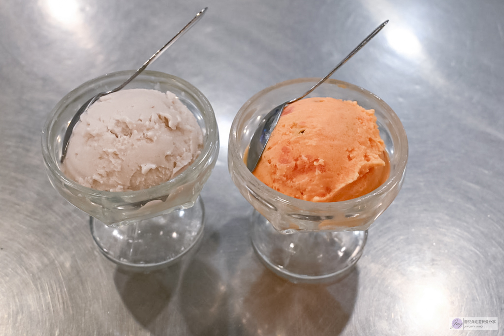 雪王冰淇淋-傳承79年老店！73種驚奇口味，必吃香甜西瓜超消暑 @靜兒貪吃遊玩愛分享