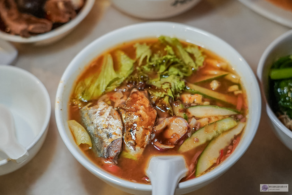 【馬來西亞美食】十號胡同｜一站式解鎖大馬百年老字號，吹冷氣爽吃炭炒福建麵與肉骨茶 @靜兒貪吃遊玩愛分享