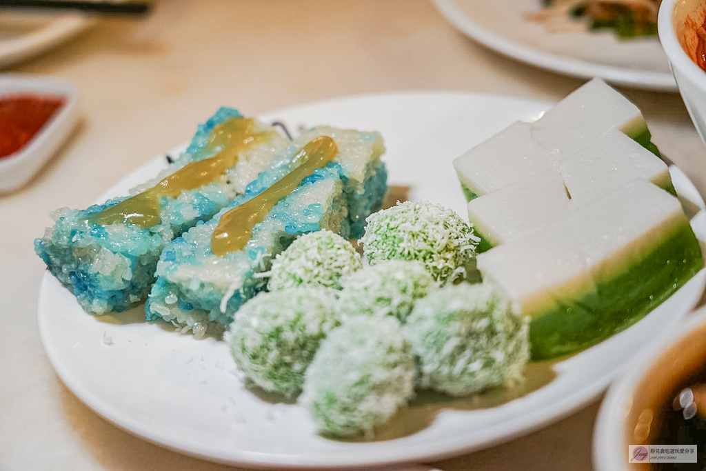 【馬來西亞美食】十號胡同｜一站式解鎖大馬百年老字號，吹冷氣爽吃炭炒福建麵與肉骨茶 @靜兒貪吃遊玩愛分享