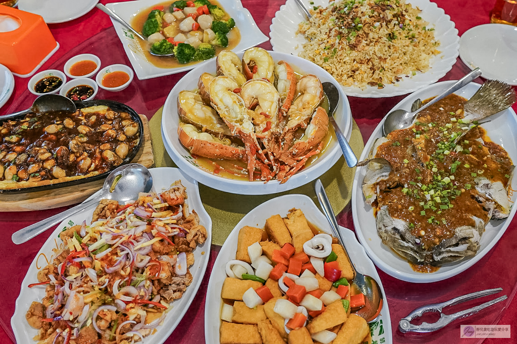 【馬來西亞美食】翡翠園海鮮酒家|在地27年老字號!柔佛州必吃野生龍蝦,大馬最南端海景餐廳 @靜兒貪吃遊玩愛分享 【馬來西亞美食】翡翠園海鮮酒家|在地27年老字號!柔佛州必吃野生龍蝦,大馬最南端海景餐廳 @靜兒貪吃遊玩愛分享