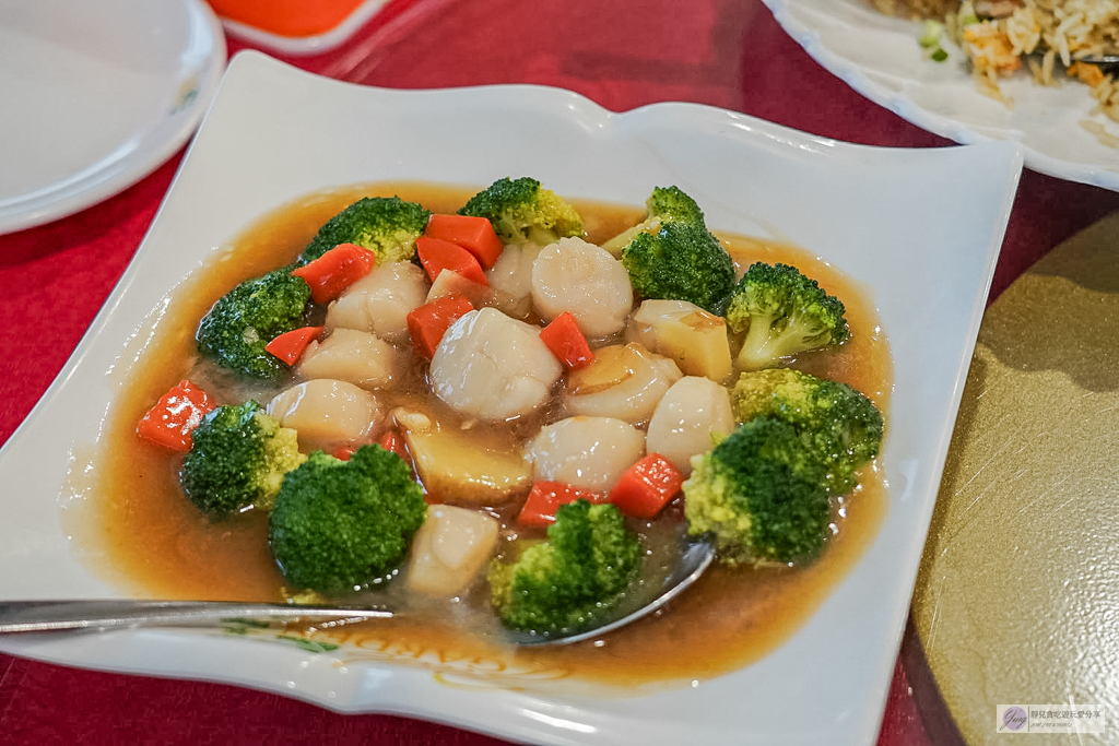 【馬來西亞美食】翡翠園海鮮酒家|在地27年老字號!柔佛州必吃野生龍蝦,大馬最南端海景餐廳 @靜兒貪吃遊玩愛分享 【馬來西亞美食】翡翠園海鮮酒家|在地27年老字號!柔佛州必吃野生龍蝦,大馬最南端海景餐廳 @靜兒貪吃遊玩愛分享