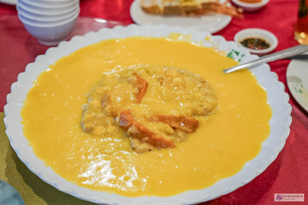 【馬來西亞美食】翡翠園海鮮酒家｜在地27年老字號！柔佛州必吃野生龍蝦，大馬最南端海景餐廳 @靜兒貪吃遊玩愛分享
