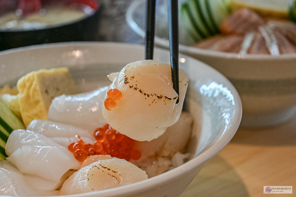 安安生魚小料理-隱藏版高CP值海鮮丼！厚切生魚片、爆料味噌湯免費無限續 @靜兒貪吃遊玩愛分享