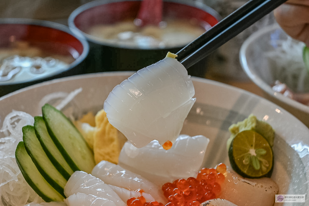 安安生魚小料理-隱藏版高CP值海鮮丼！厚切生魚片、爆料味噌湯免費無限續 @靜兒貪吃遊玩愛分享