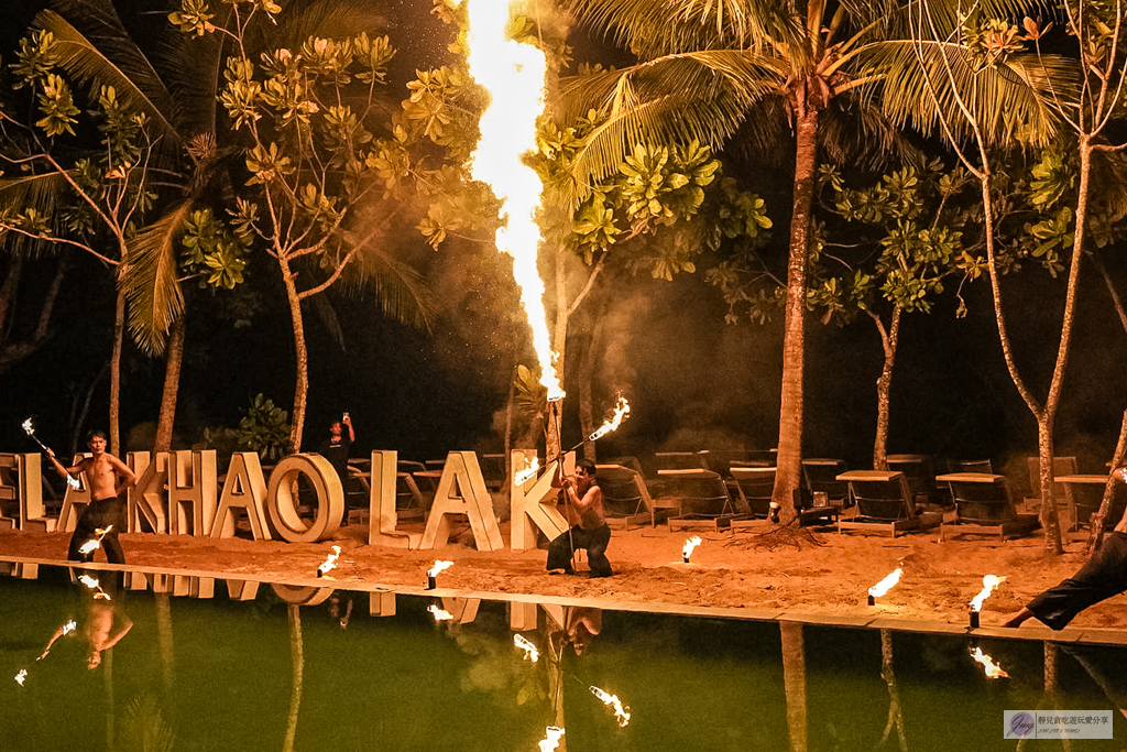 泰國攀牙｜La Vela Khao Lak-絕美幾何泳池！沙灘火舞秀、五星渡假飯店開箱 @靜兒貪吃遊玩愛分享