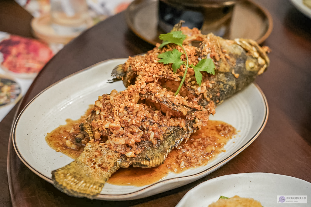 曼谷自由行｜Savoey上味泰餐館 Mercury Ville-捷運直通！現撈活龍蝦、炭火直烤、四面佛周邊首選 @靜兒貪吃遊玩愛分享