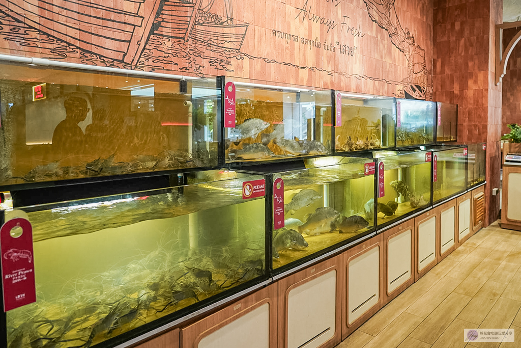 曼谷自由行｜Savoey上味泰餐館 Mercury Ville-捷運直通！現撈活龍蝦、炭火直烤、四面佛周邊首選 @靜兒貪吃遊玩愛分享