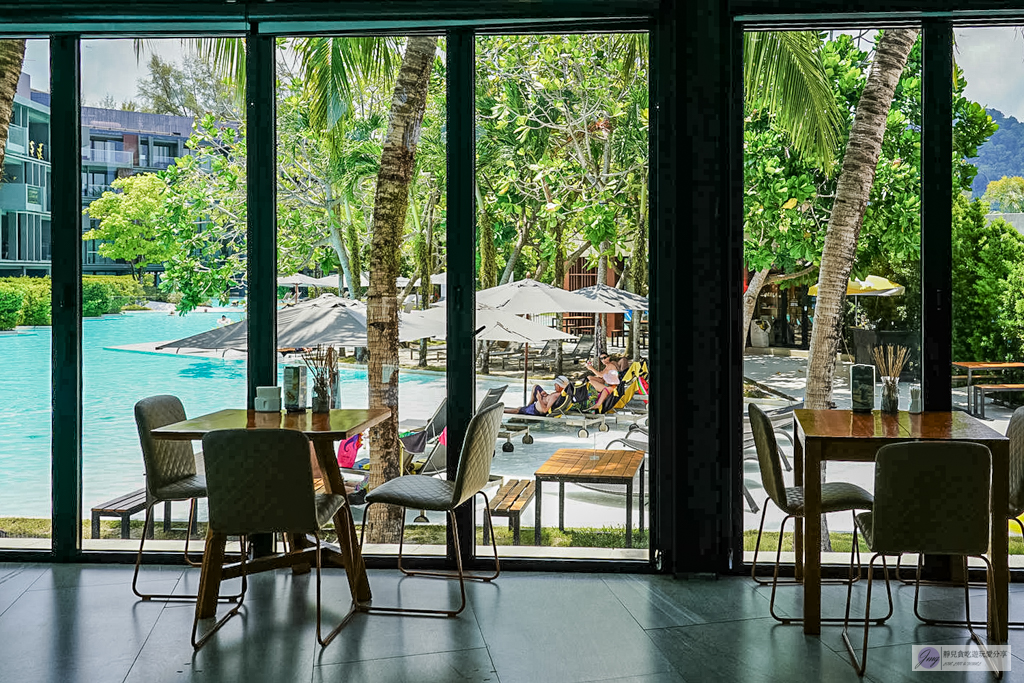 泰國攀牙｜La Vela Khao Lak-絕美幾何泳池！沙灘火舞秀、五星渡假飯店開箱 @靜兒貪吃遊玩愛分享