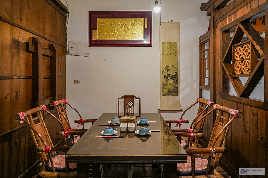 糧園茶藝客家小館-在地30年老字號餐廳！必點金黃白斬土雞、化骨燜鯽魚 @靜兒貪吃遊玩愛分享